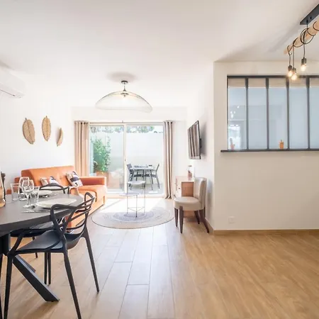Apartment Comfy With Residential Swimming Pool Cannes